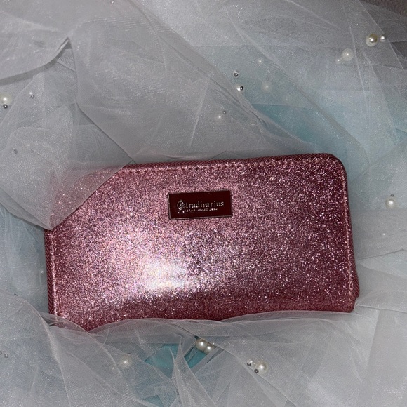 Stradivarius Sparkling Pink Wristlet - Picture 1 of 6